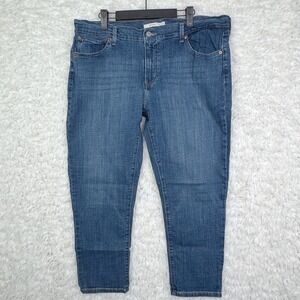 Levi's Women Boyfriend Jeans Blue Wash Size 33x27 Medium Wash‎ Cropped Stretch